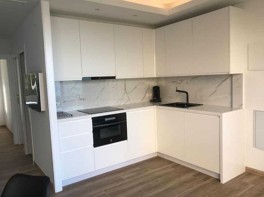 Apartamento La Roca Brasil 2 Bed & 2 Bathroom Seaview Bajondillo
